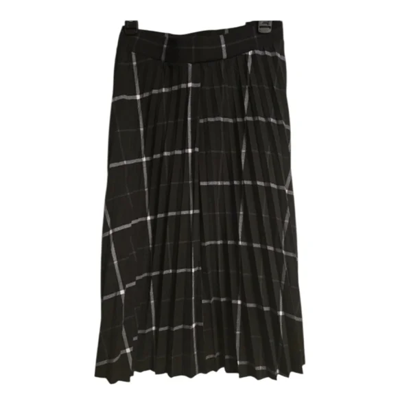 Pleated Black and White Plaid Skirt. 1XL - Picture 2 of 7